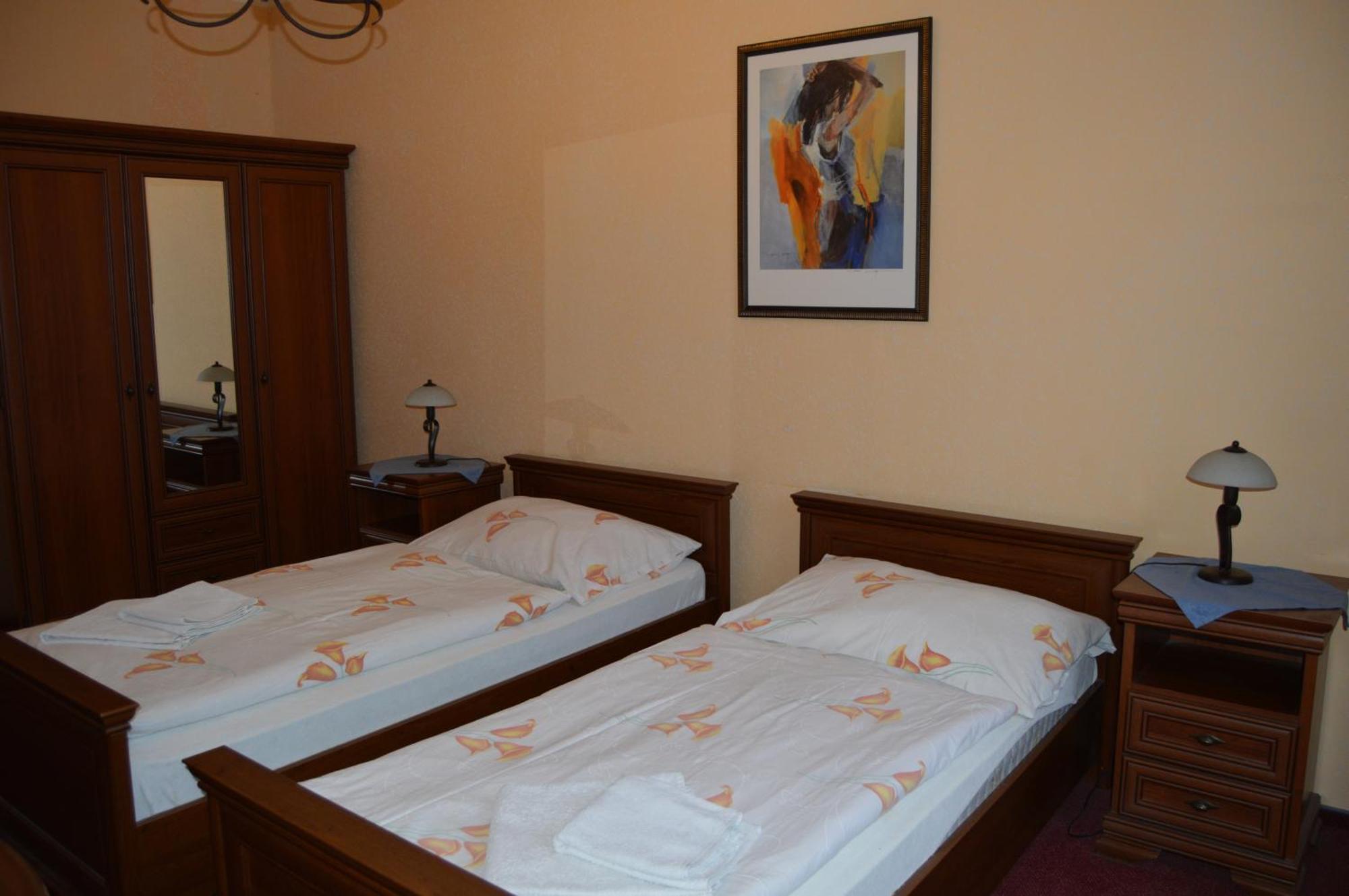 Hotel Paradise Ostrava Kamer foto