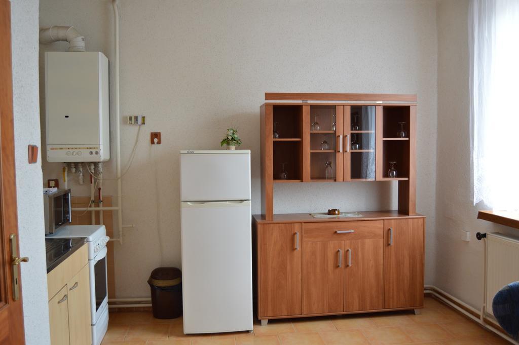 Hotel Paradise Ostrava Kamer foto