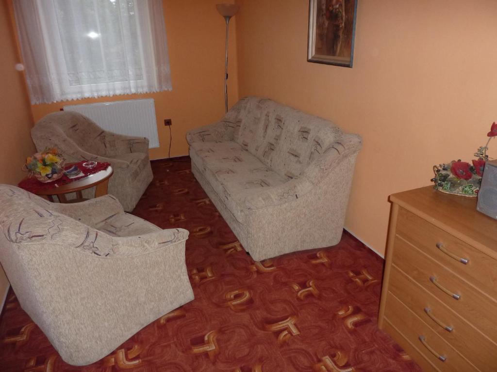 Hotel Paradise Ostrava Buitenkant foto